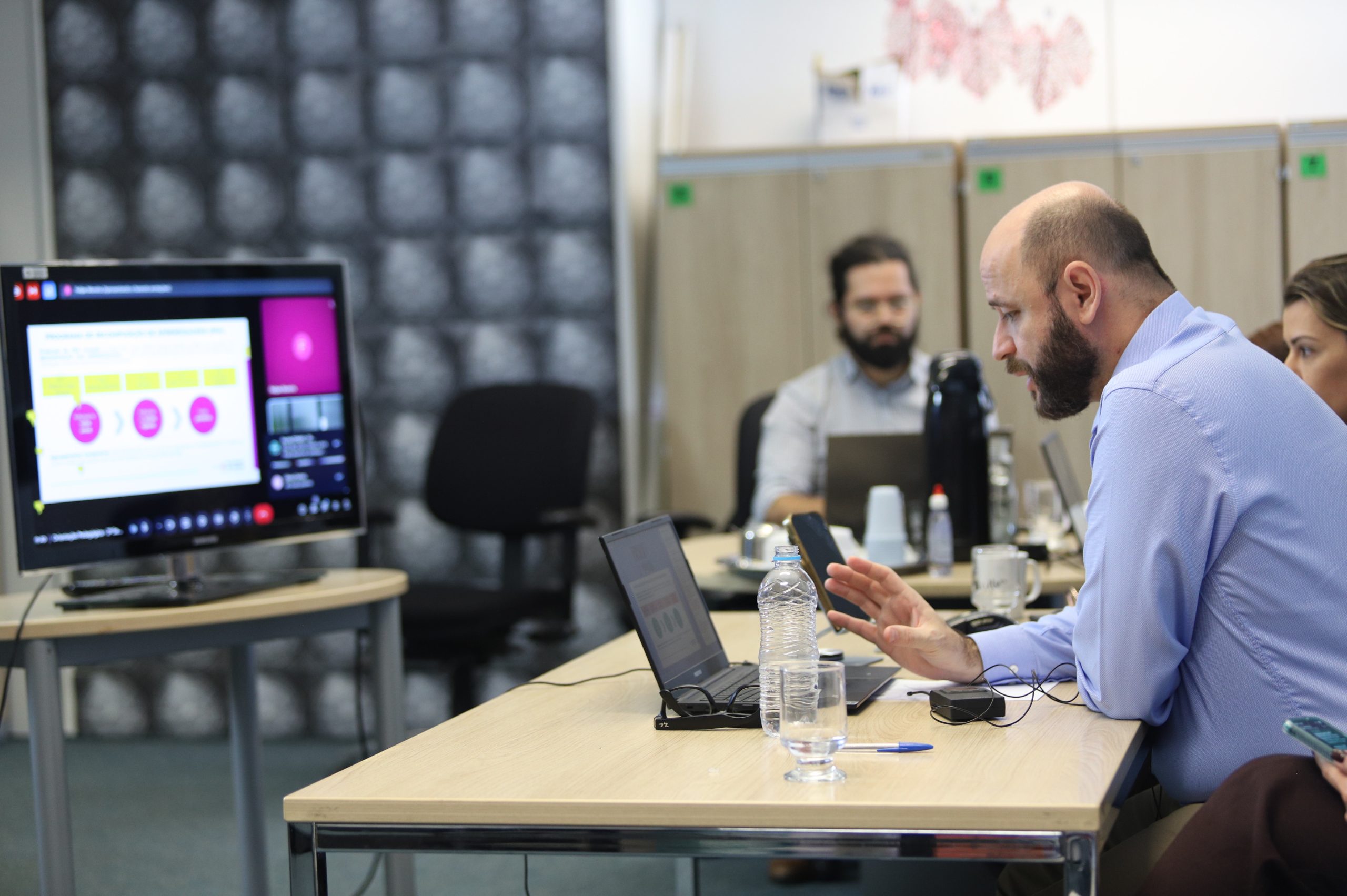 Educação reúne diretores e lideranças municipais para alinhar aplicação do Saeb 2025